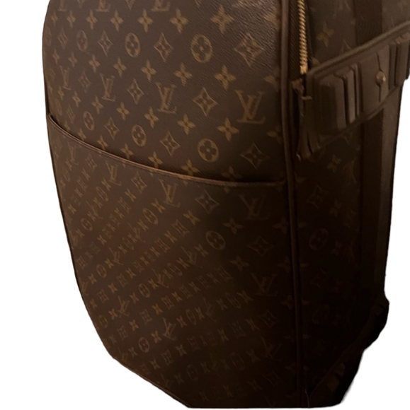 💕Authentic Louis Vuitton Monogram Luggage💕 - Picture 10 of 16